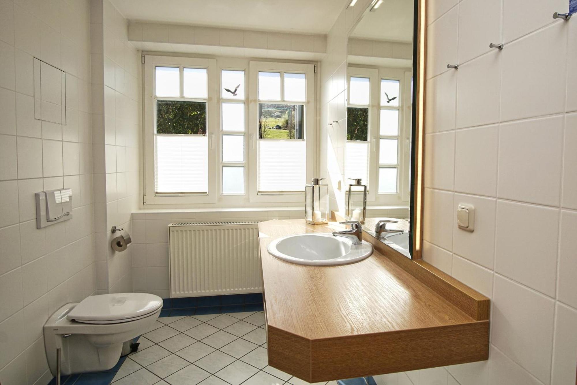 Ferienwohnung Mit Traumhaftem Meerblick - Haus Am Meer Fewo 01 Lohme Exterior foto