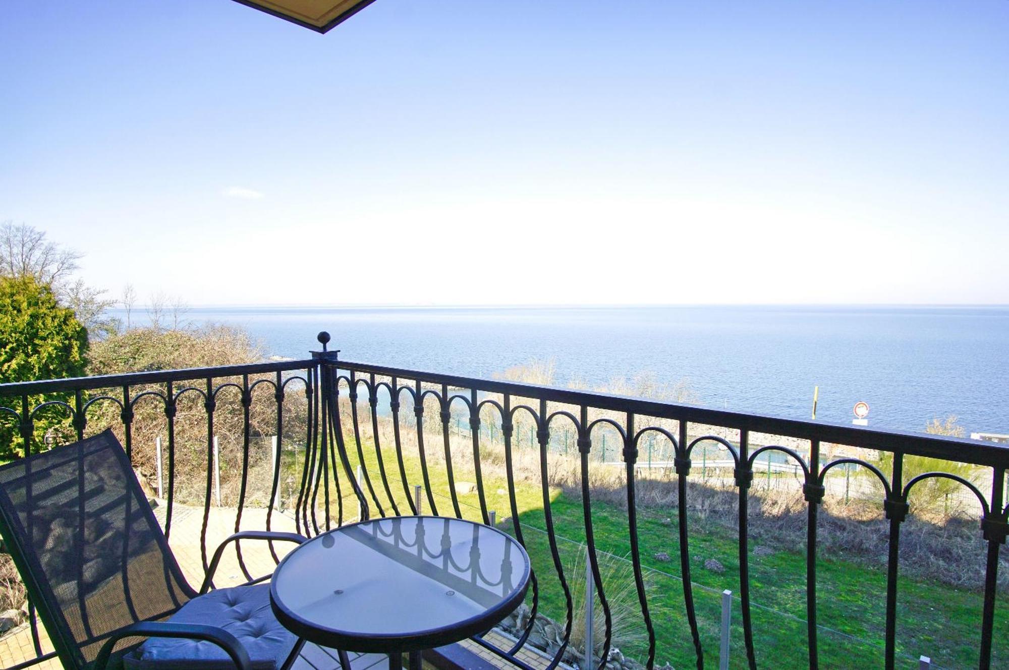 Ferienwohnung Mit Traumhaftem Meerblick - Haus Am Meer Fewo 01 Lohme Exterior foto